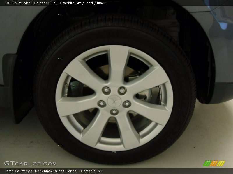 Graphite Gray Pearl / Black 2010 Mitsubishi Outlander XLS