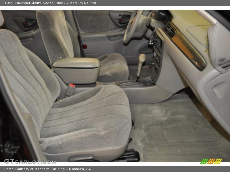 Black / Medium Neutral 1999 Chevrolet Malibu Sedan