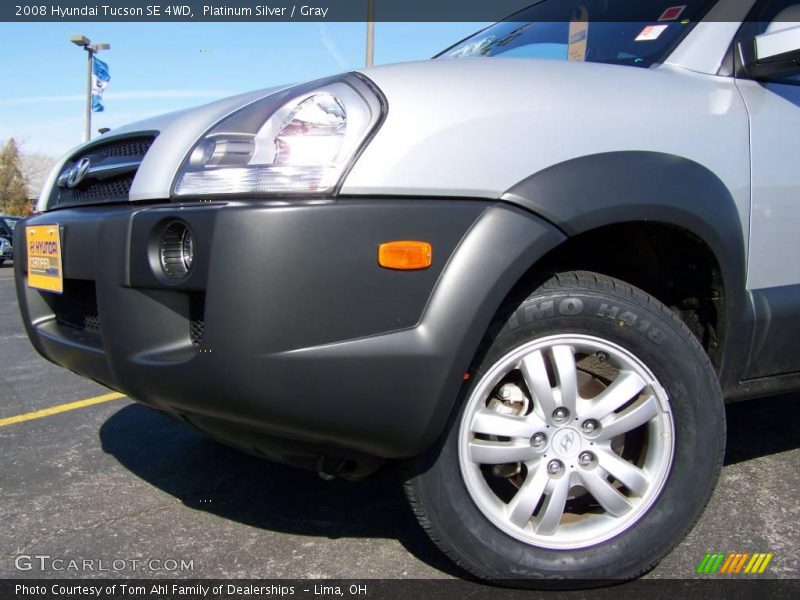 Platinum Silver / Gray 2008 Hyundai Tucson SE 4WD