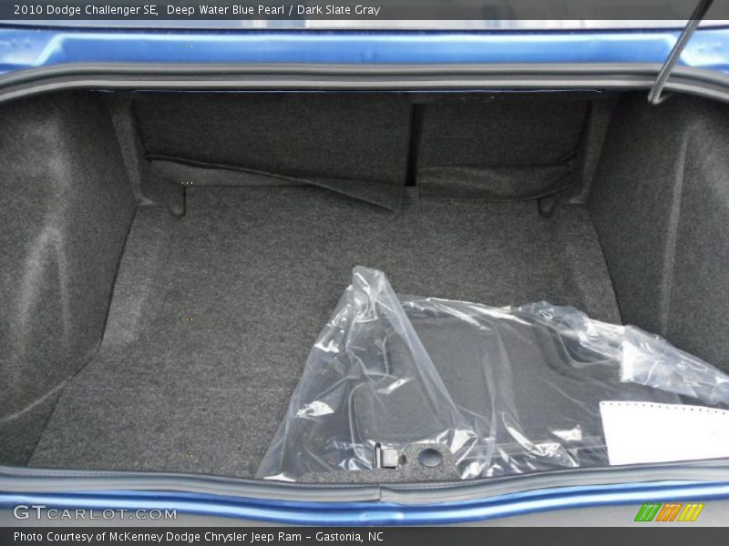 Deep Water Blue Pearl / Dark Slate Gray 2010 Dodge Challenger SE
