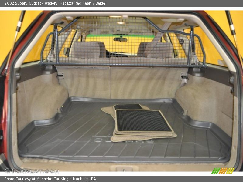 Regatta Red Pearl / Beige 2002 Subaru Outback Wagon