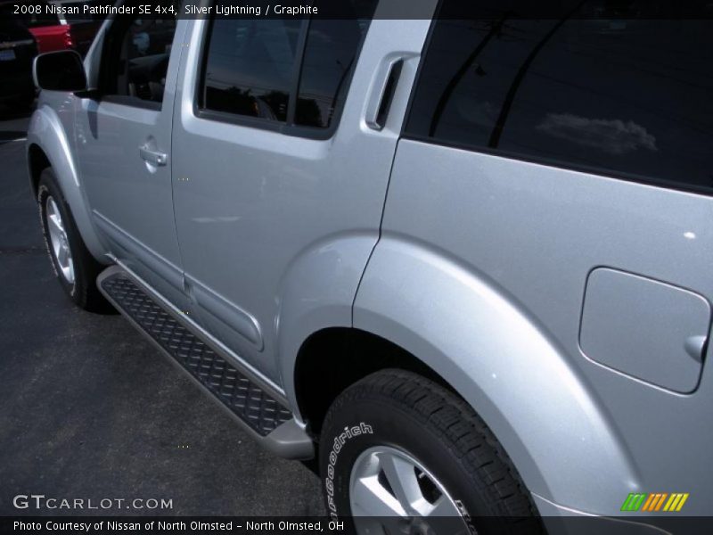 Silver Lightning / Graphite 2008 Nissan Pathfinder SE 4x4