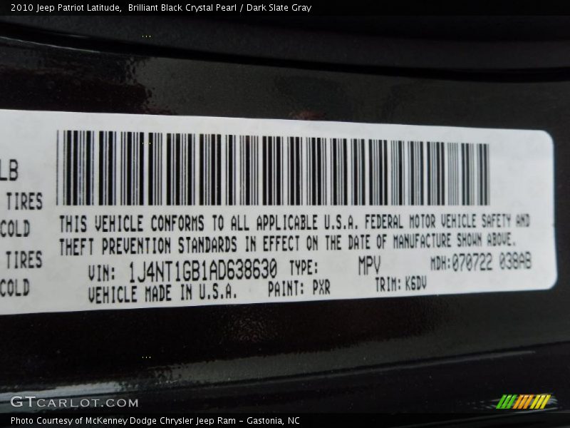 Brilliant Black Crystal Pearl / Dark Slate Gray 2010 Jeep Patriot Latitude