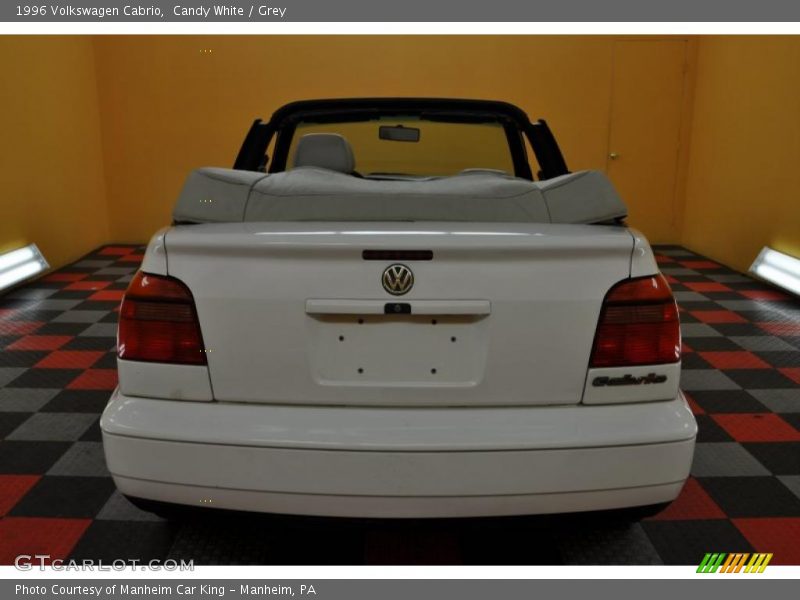 Candy White / Grey 1996 Volkswagen Cabrio