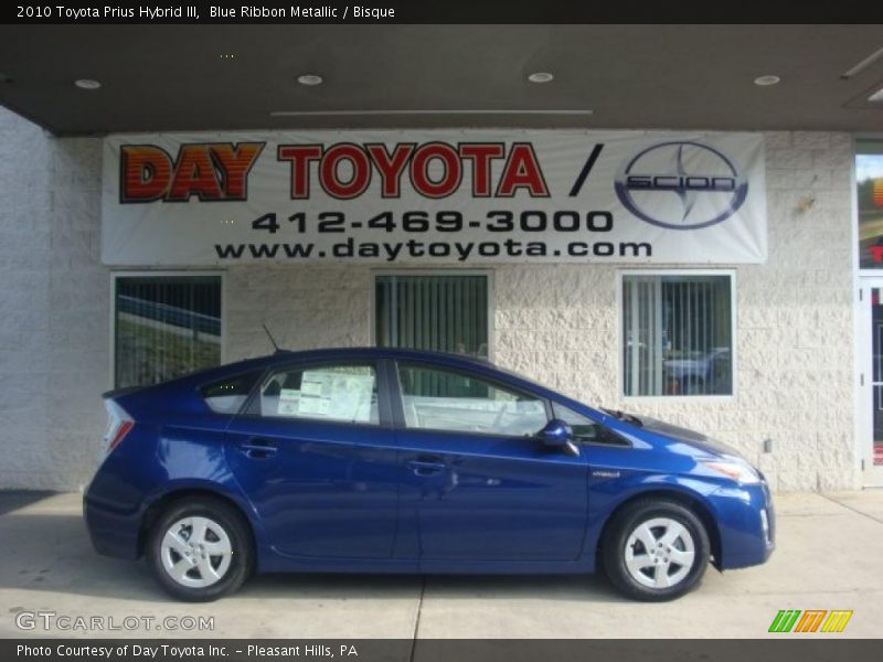 Blue Ribbon Metallic / Bisque 2010 Toyota Prius Hybrid III