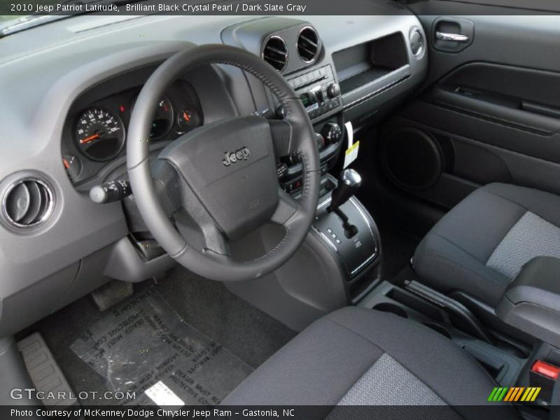 Brilliant Black Crystal Pearl / Dark Slate Gray 2010 Jeep Patriot Latitude