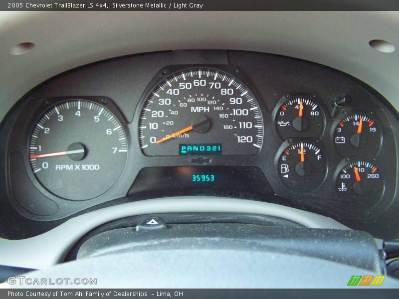 Silverstone Metallic / Light Gray 2005 Chevrolet TrailBlazer LS 4x4