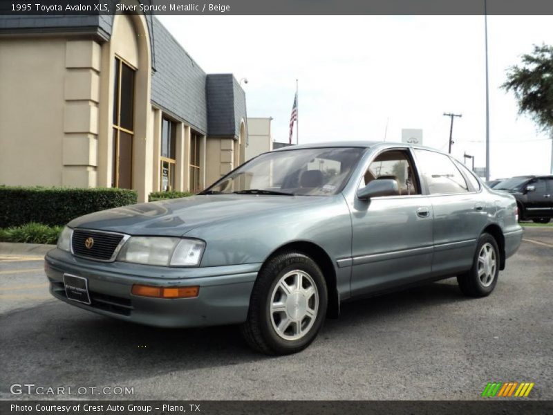 Front 3/4 View of 1995 Avalon XLS