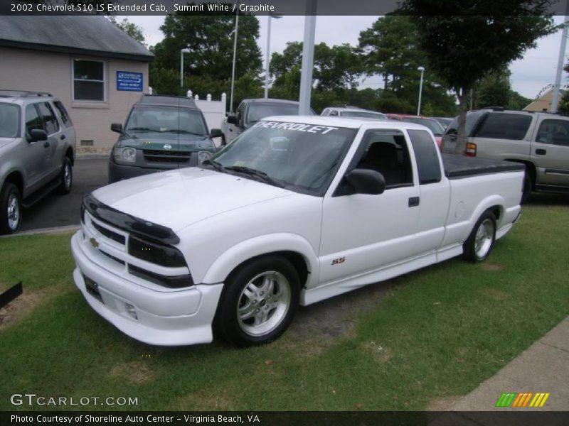 Summit White / Graphite 2002 Chevrolet S10 LS Extended Cab