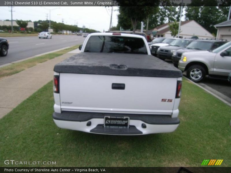 Summit White / Graphite 2002 Chevrolet S10 LS Extended Cab