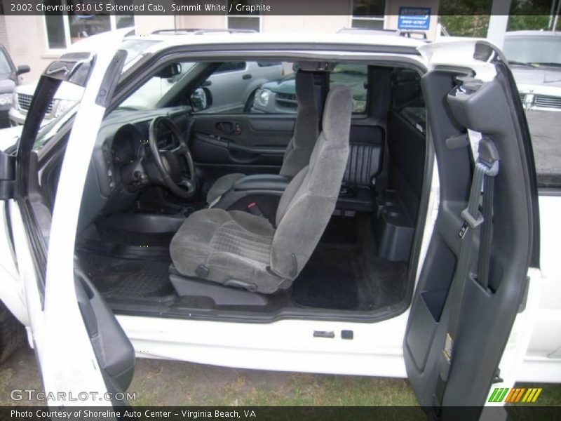 Summit White / Graphite 2002 Chevrolet S10 LS Extended Cab