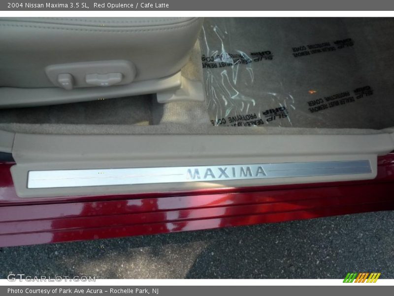 Red Opulence / Cafe Latte 2004 Nissan Maxima 3.5 SL
