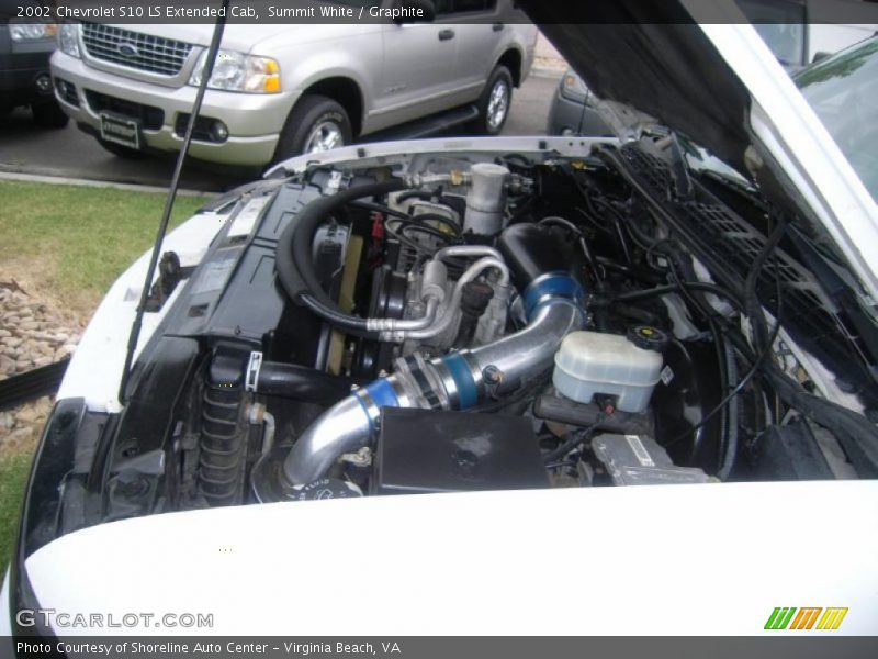 Summit White / Graphite 2002 Chevrolet S10 LS Extended Cab