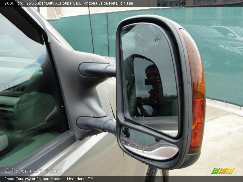 Arizona Beige Metallic / Tan 2006 Ford F250 Super Duty XLT SuperCab