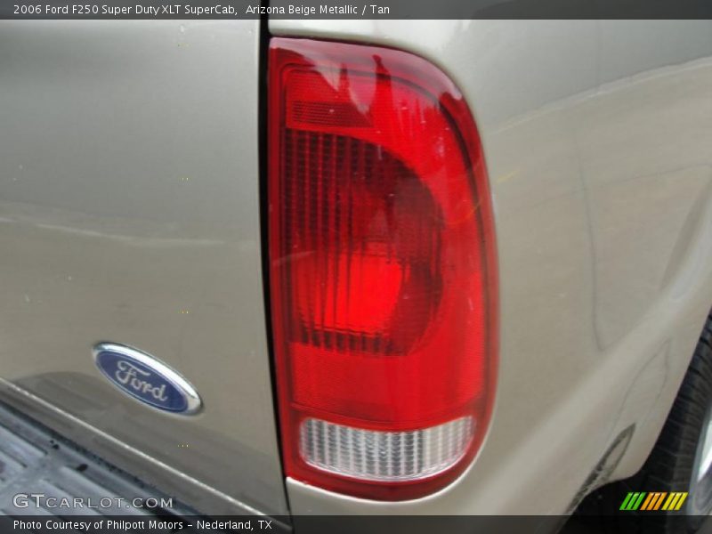 Arizona Beige Metallic / Tan 2006 Ford F250 Super Duty XLT SuperCab