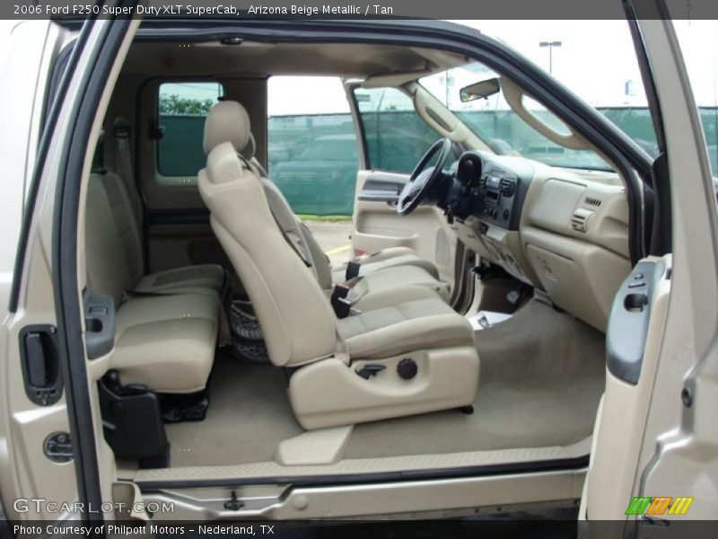 Arizona Beige Metallic / Tan 2006 Ford F250 Super Duty XLT SuperCab