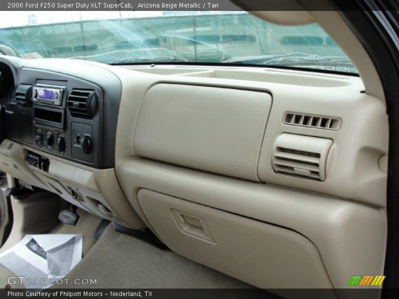 Arizona Beige Metallic / Tan 2006 Ford F250 Super Duty XLT SuperCab