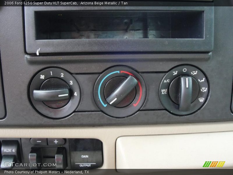 Arizona Beige Metallic / Tan 2006 Ford F250 Super Duty XLT SuperCab