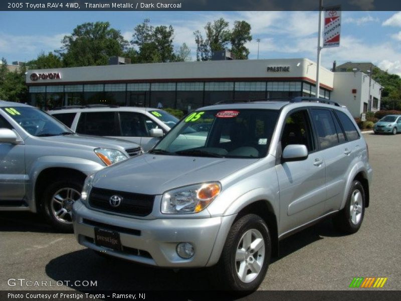 Titanium Metallic / Dark Charcoal 2005 Toyota RAV4 4WD