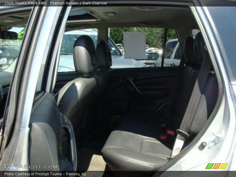 Titanium Metallic / Dark Charcoal 2005 Toyota RAV4 4WD