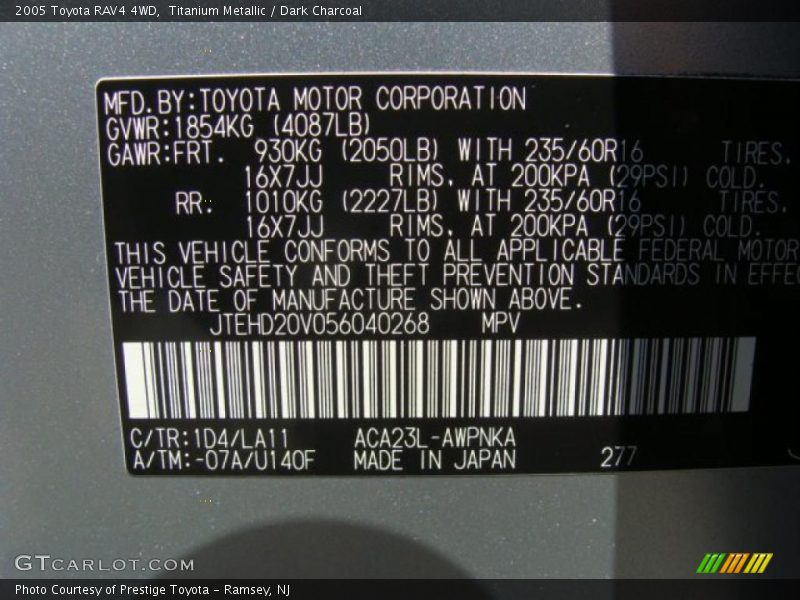 Titanium Metallic / Dark Charcoal 2005 Toyota RAV4 4WD