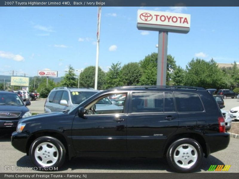 Black / Ivory Beige 2007 Toyota Highlander Limited 4WD