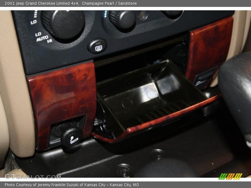 Champagne Pearl / Sandstone 2001 Jeep Grand Cherokee Limited 4x4