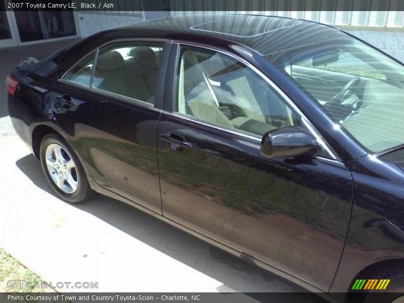 Black / Ash 2007 Toyota Camry LE