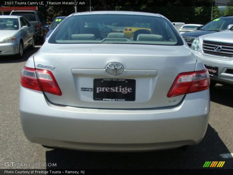Titanium Metallic / Ash 2007 Toyota Camry LE