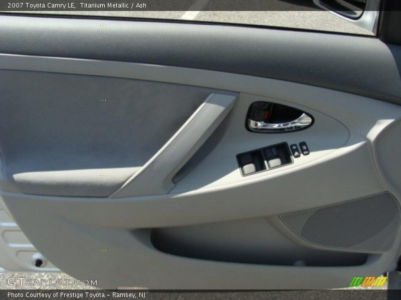 Titanium Metallic / Ash 2007 Toyota Camry LE