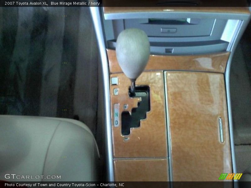 Blue Mirage Metallic / Ivory 2007 Toyota Avalon XL