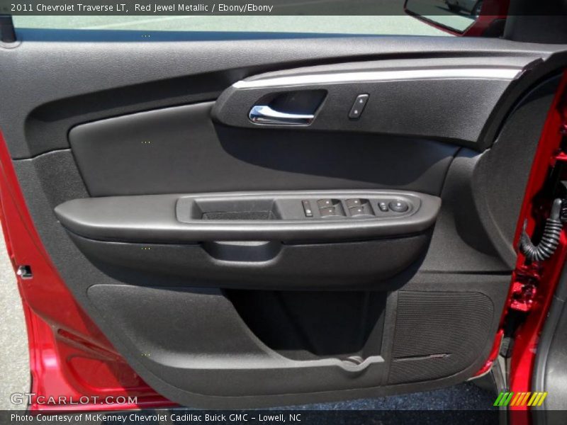 Red Jewel Metallic / Ebony/Ebony 2011 Chevrolet Traverse LT