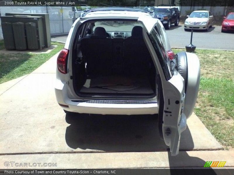 Super White / Ash 2008 Toyota RAV4 I4