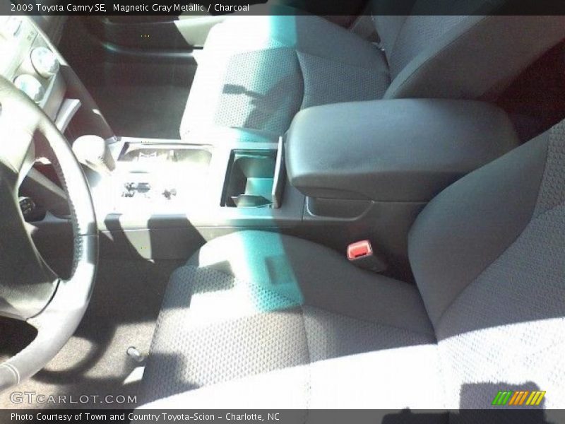 Magnetic Gray Metallic / Charcoal 2009 Toyota Camry SE