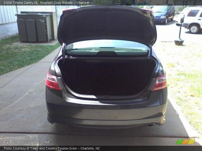 Magnetic Gray Metallic / Charcoal 2009 Toyota Camry SE