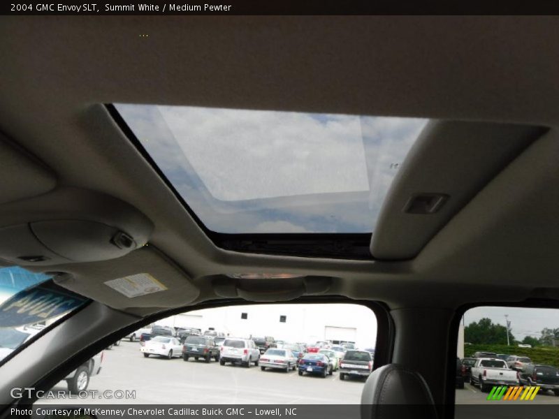 Summit White / Medium Pewter 2004 GMC Envoy SLT