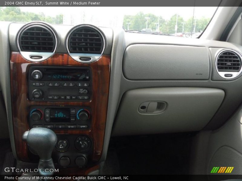 Summit White / Medium Pewter 2004 GMC Envoy SLT