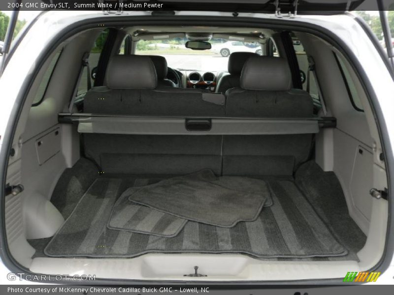 Summit White / Medium Pewter 2004 GMC Envoy SLT