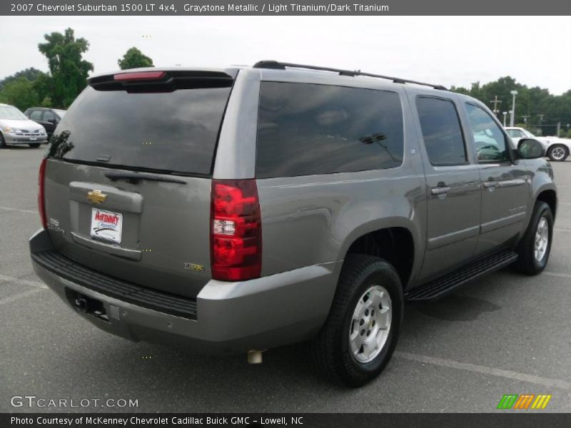 Graystone Metallic / Light Titanium/Dark Titanium 2007 Chevrolet Suburban 1500 LT 4x4