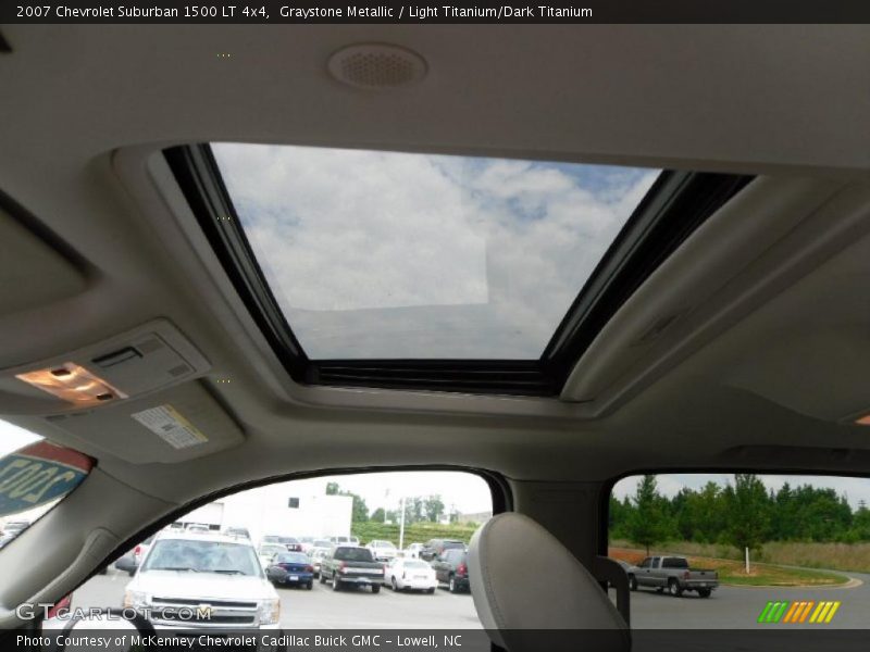 Graystone Metallic / Light Titanium/Dark Titanium 2007 Chevrolet Suburban 1500 LT 4x4
