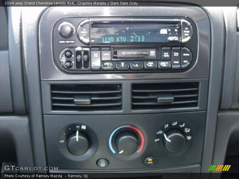 Graphite Metallic / Dark Slate Gray 2004 Jeep Grand Cherokee Laredo 4x4