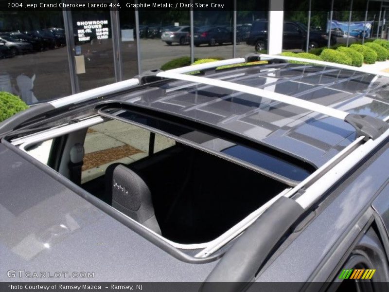 Graphite Metallic / Dark Slate Gray 2004 Jeep Grand Cherokee Laredo 4x4