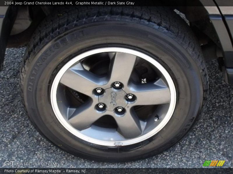 Graphite Metallic / Dark Slate Gray 2004 Jeep Grand Cherokee Laredo 4x4