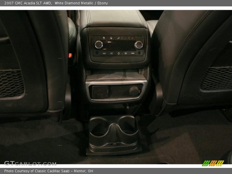 White Diamond Metallic / Ebony 2007 GMC Acadia SLT AWD