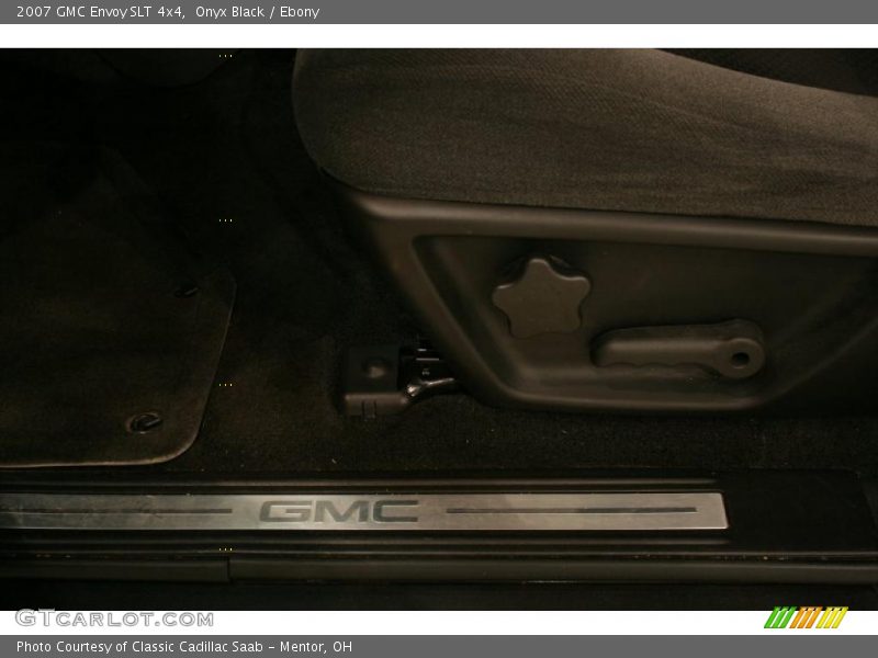 Onyx Black / Ebony 2007 GMC Envoy SLT 4x4