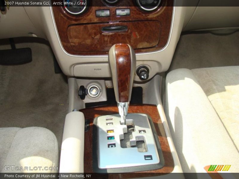 Arctic White / Gray 2007 Hyundai Sonata GLS