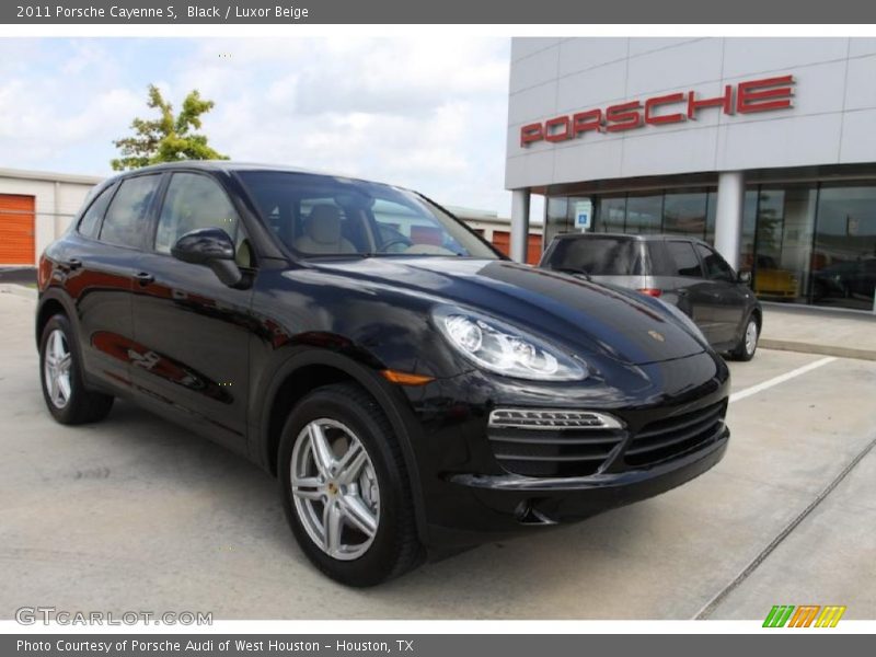 Black / Luxor Beige 2011 Porsche Cayenne S