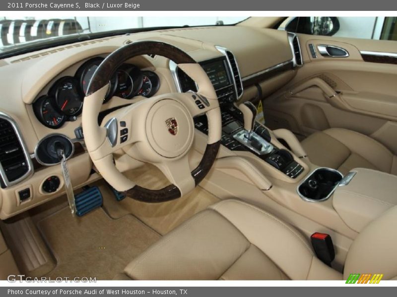 Black / Luxor Beige 2011 Porsche Cayenne S