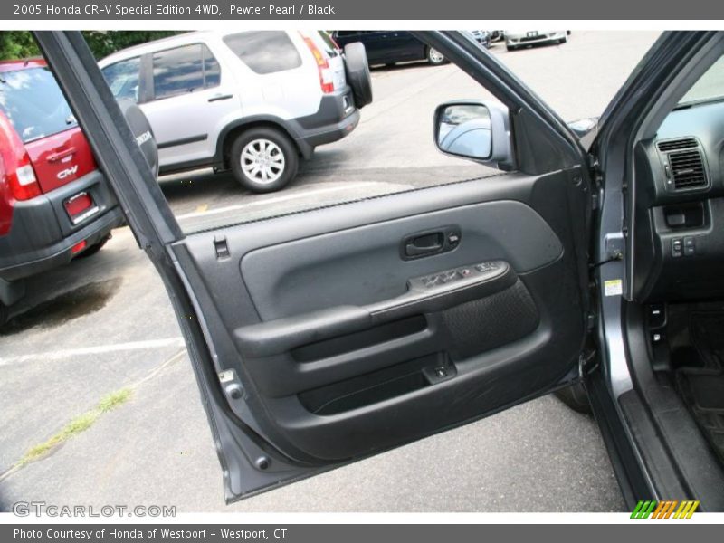 Pewter Pearl / Black 2005 Honda CR-V Special Edition 4WD