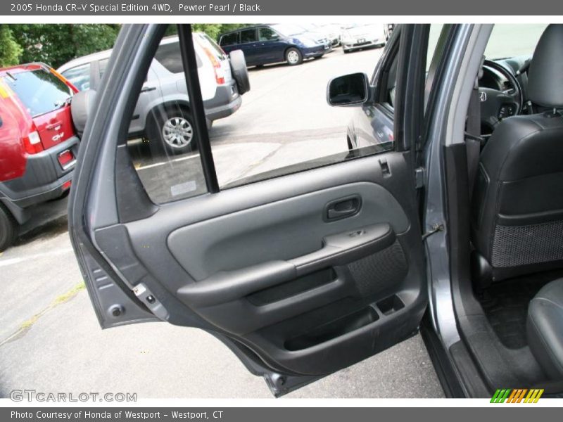 Pewter Pearl / Black 2005 Honda CR-V Special Edition 4WD